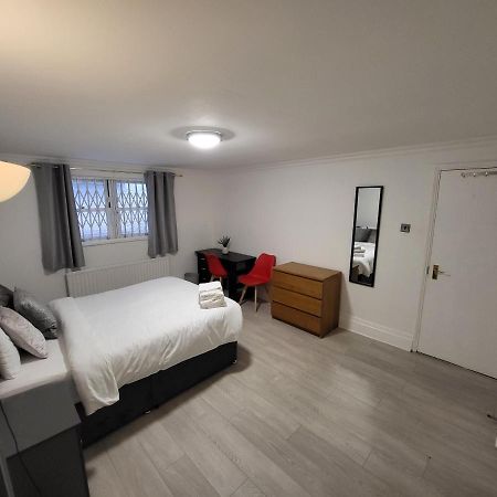 Cosy Apartment By Clapham South Underground! London Exterior photo