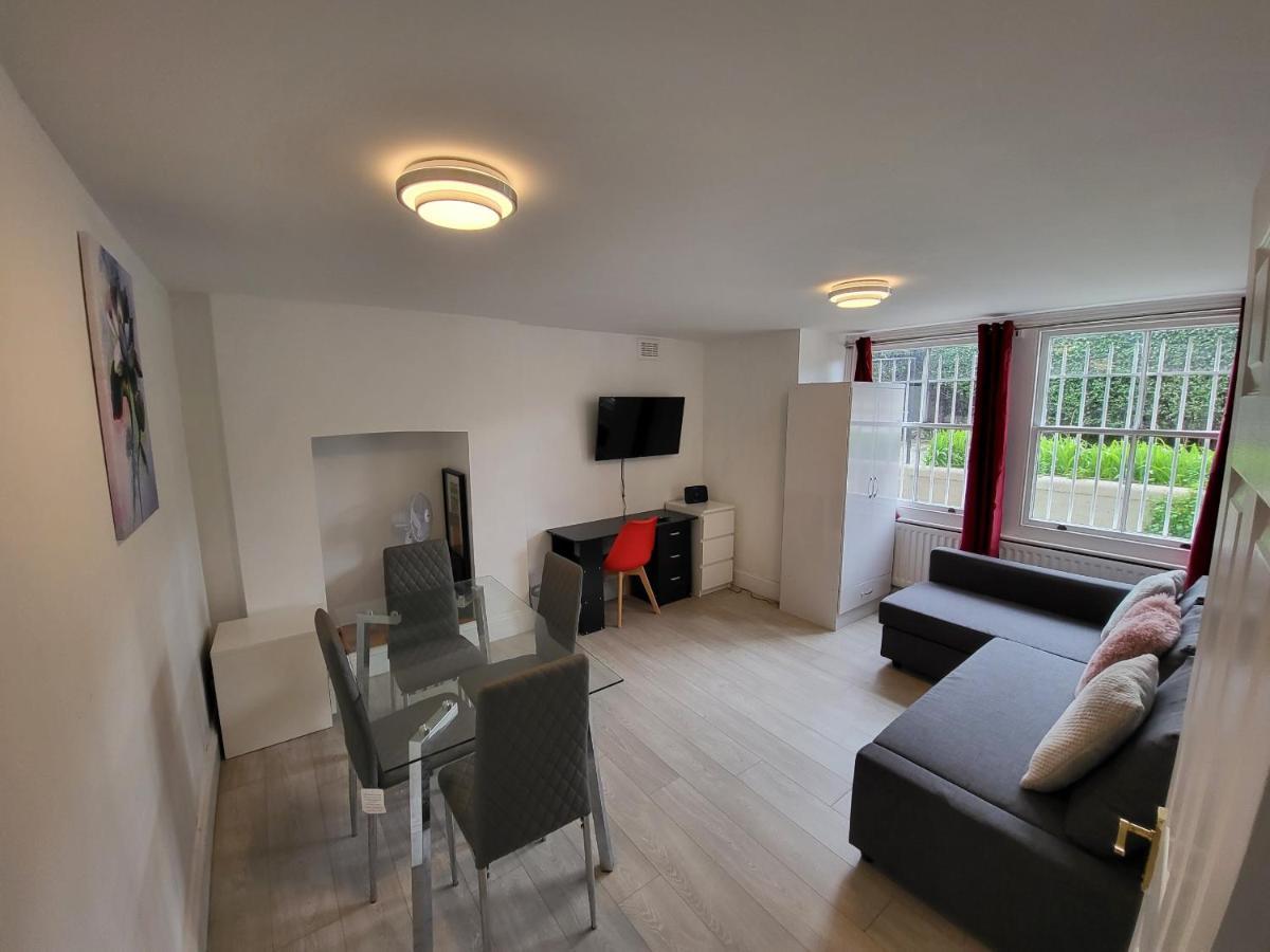 Cosy Apartment By Clapham South Underground! London Exterior photo